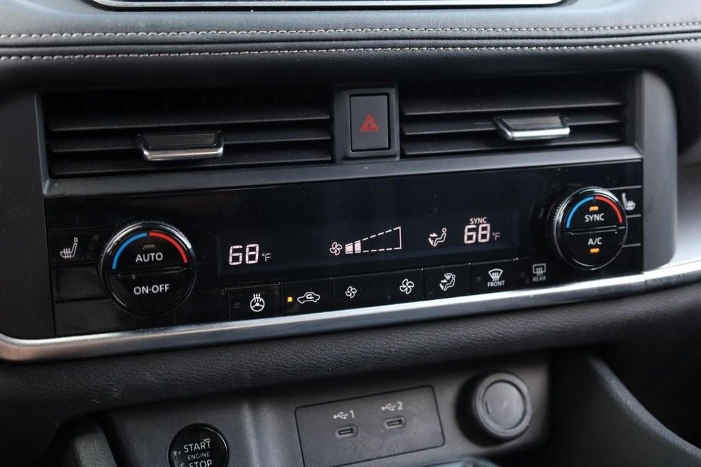 2025 Nissan Rogue SV