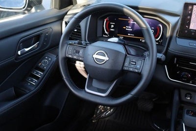 2025 Nissan Rogue SL