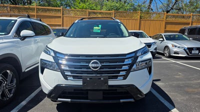 2025 Nissan Rogue Platinum