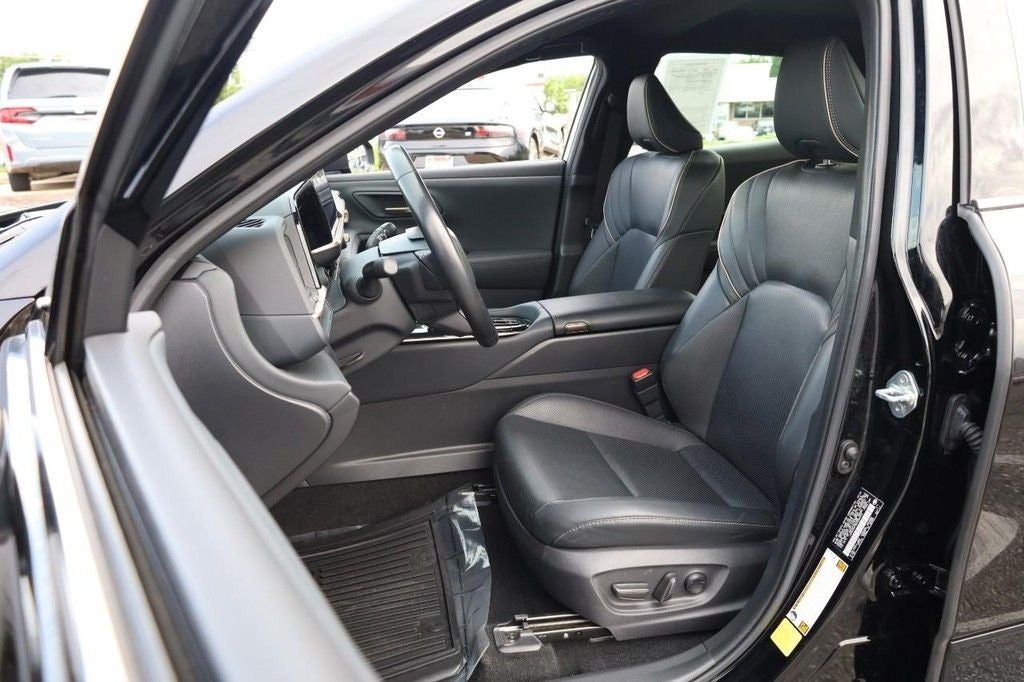 2025 Toyota Crown XLE AWD