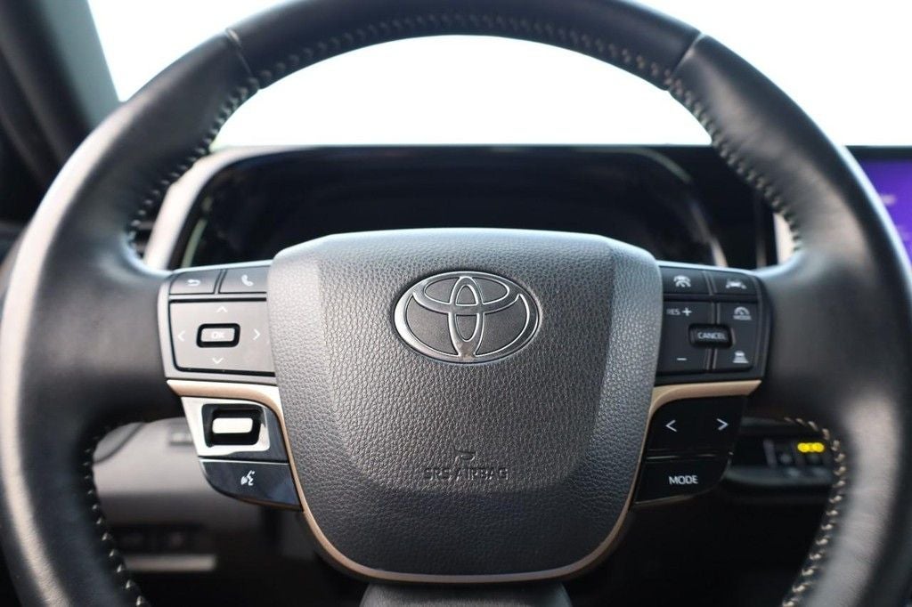 2025 Toyota Crown XLE AWD