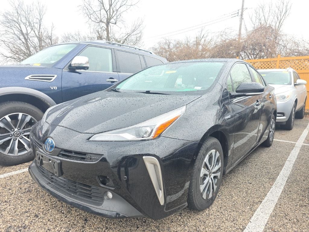 2019 Toyota Prius XLE AWD e