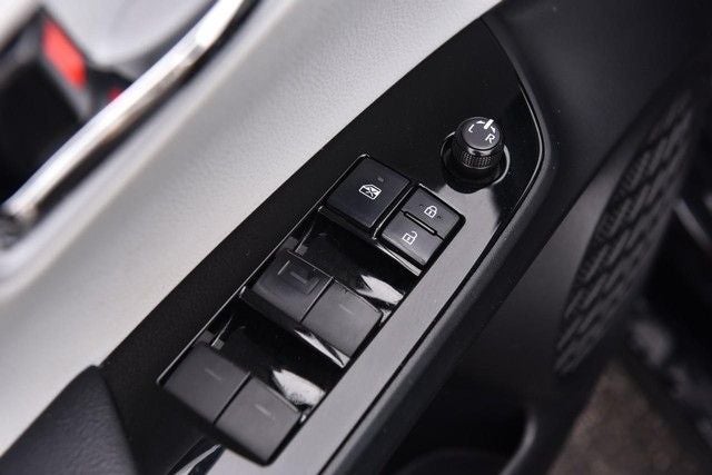 2019 Toyota Prius XLE AWD-e