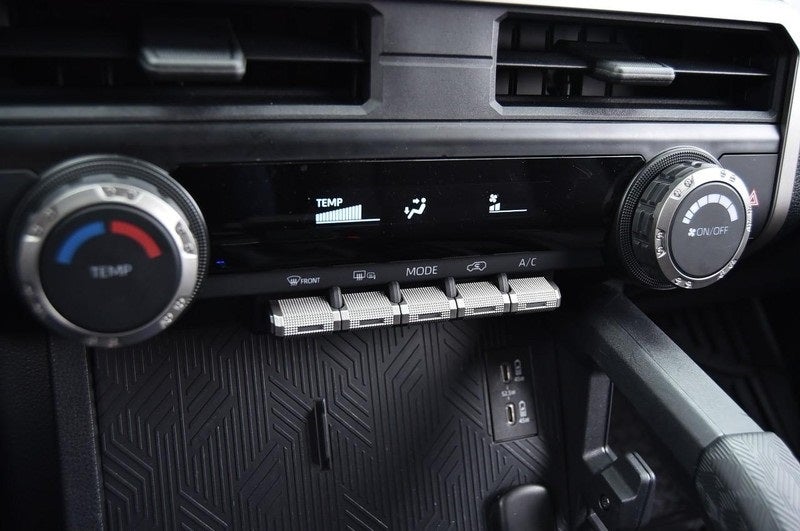 2025 Toyota 4Runner SR5 4WD