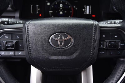 2025 Toyota 4Runner SR5 4WD