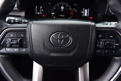 2025 Toyota 4Runner SR5 4WD