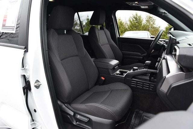 2025 Toyota 4Runner SR5 4WD