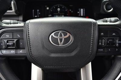 2025 Toyota 4Runner SR5 4WD