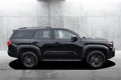 2025 Toyota 4Runner SR5 4WD