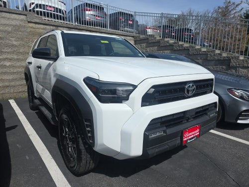 2025 Toyota 4Runner SR5 4WD [MotorTrend Certified]