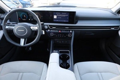 2025 Hyundai Sonata SEL [MotorTrend Certified]