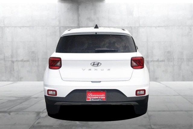 2021 Hyundai Venue SE [MotorTrend Certified]