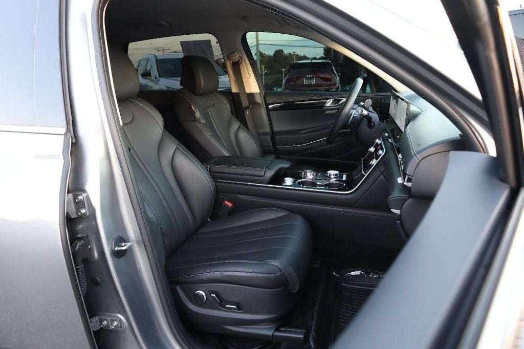 2025 Genesis GV80 2.5T