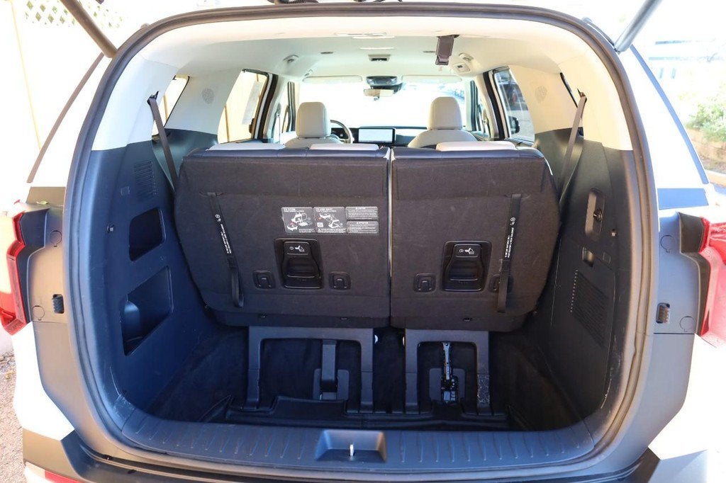 2025 Kia Carnival EX