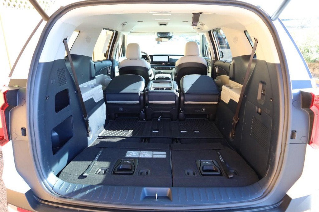 2025 Kia Carnival EX