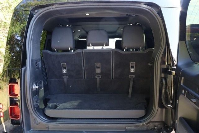2024 Land Rover Defender 130 S