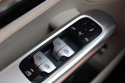 2024 Mercedes-Benz GLC GLC 300 4MATIC® [MotorTrend Certified]