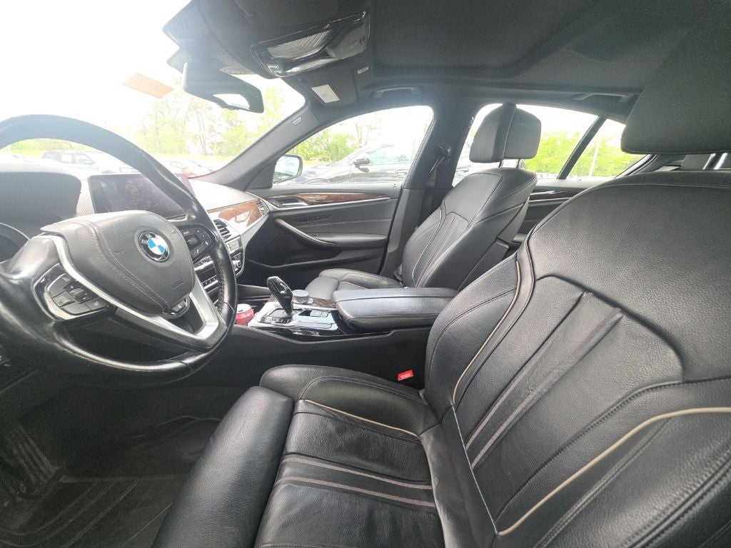 2019 BMW 5 Series 530i xDrive Luxury Package [MotorTrend Certified]