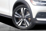 2025 Volvo V60 Cross Country B5 Plus AWD 19" Diamond Cut Wheels