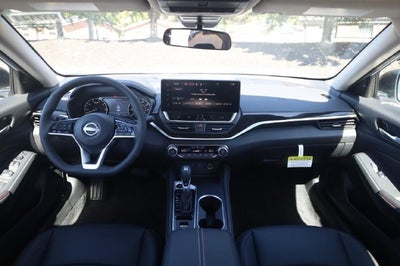 2026 Nissan Altima SR