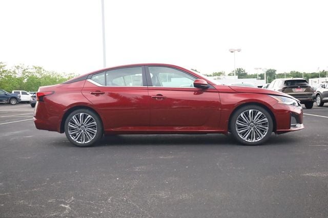 2026 Nissan Altima SV