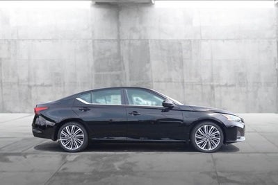 2026 Nissan Altima SV