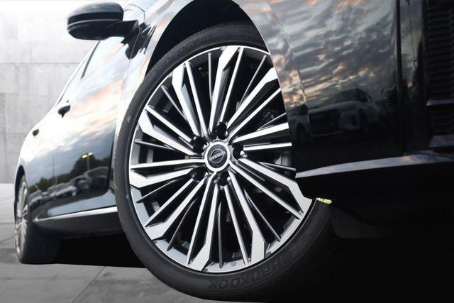 2025 Nissan Altima SL