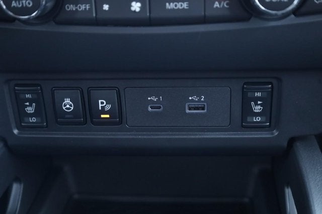 2027 Nissan Frontier Crew Cab SV