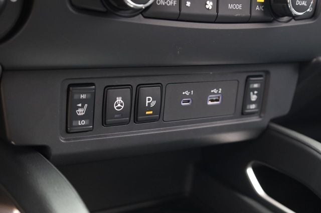 2026 Nissan Frontier Crew Cab SV
