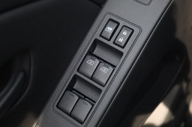 2027 Nissan Frontier Crew Cab SV