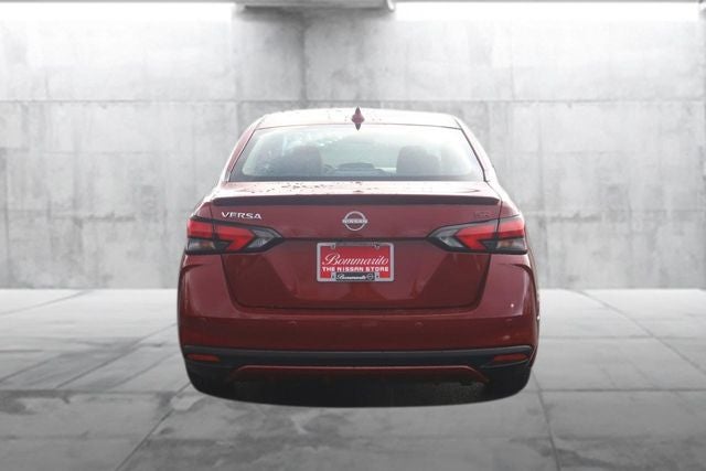 2025 Nissan Versa SR