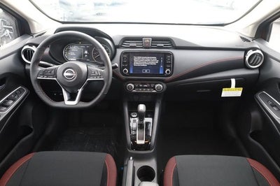2025 Nissan Versa SR