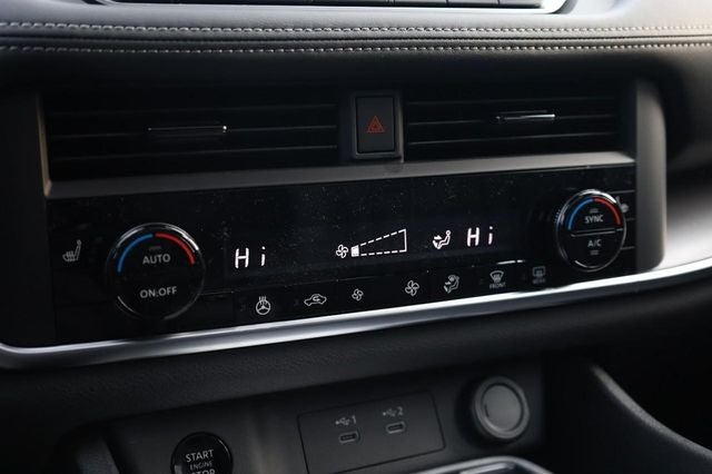 2026 Nissan Rogue Dark Armor™