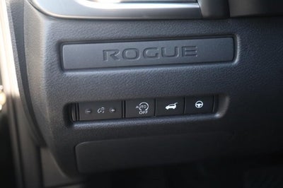 2026 Nissan Rogue Dark Armor™