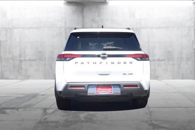 2026 Nissan Pathfinder SL