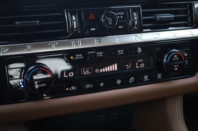 2026 Nissan Pathfinder Platinum