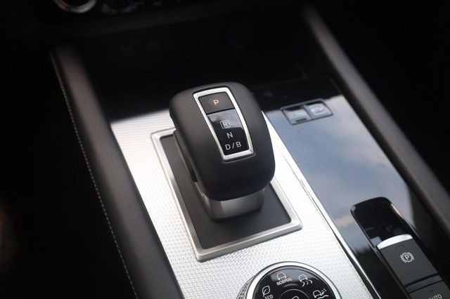 2026 Nissan Rogue Plug-In Hybrid Platinum
