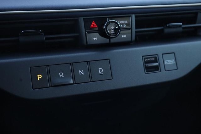 2026 Nissan Leaf Platinum+